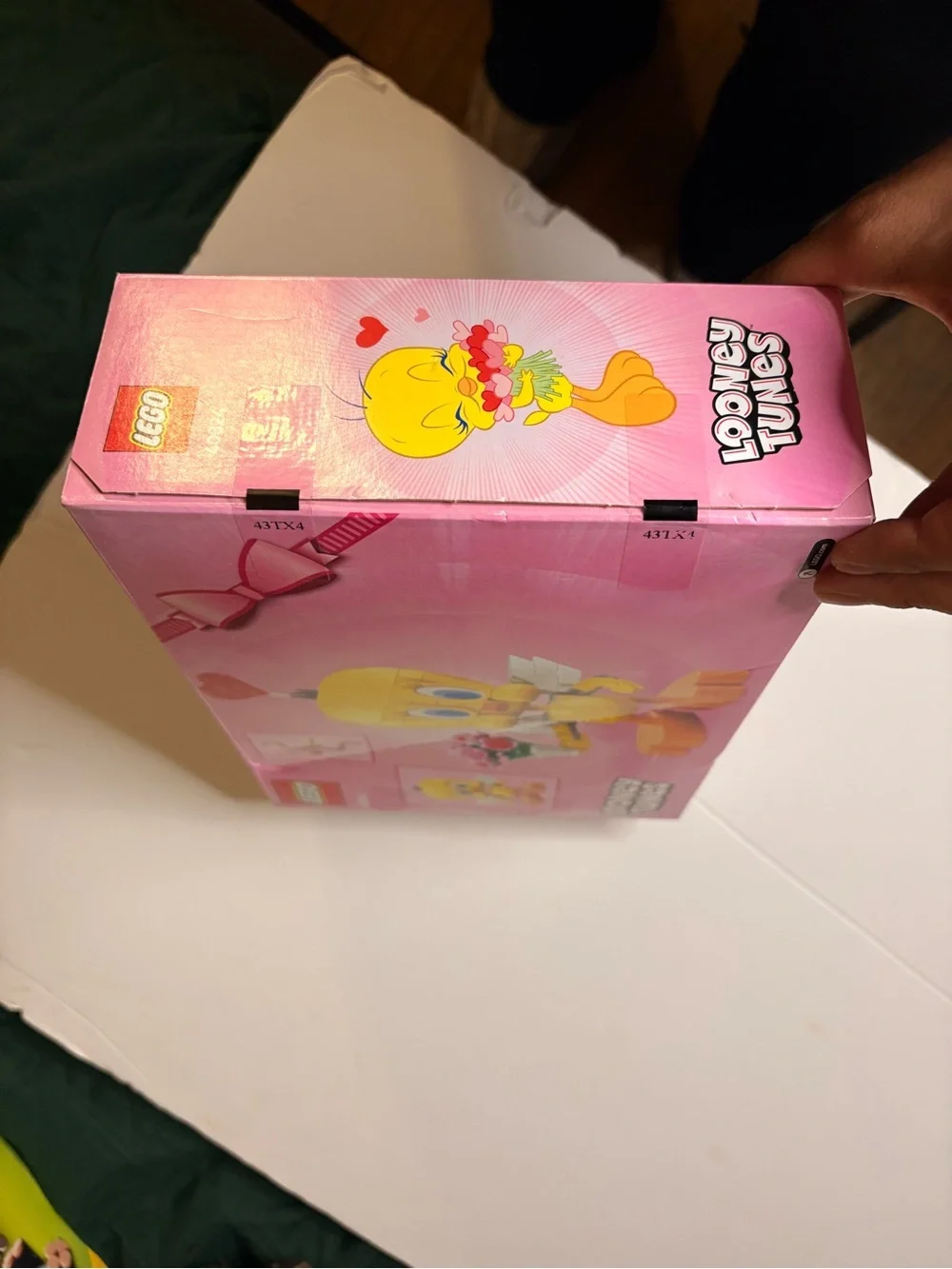 LEGO Tweety Brick Figure in Yellow with Pink Accents - Picture 3 of 3